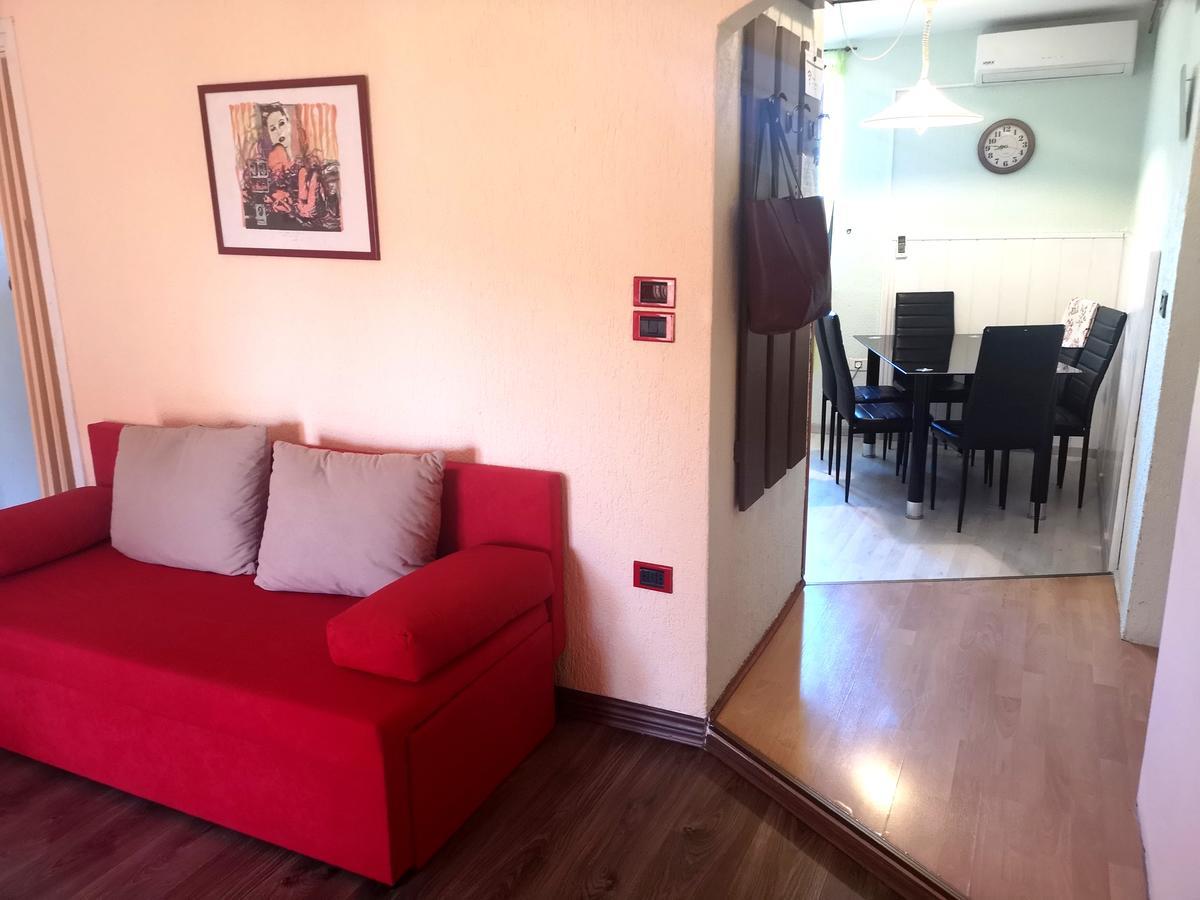 Apartment Vanja Pula Exterior foto